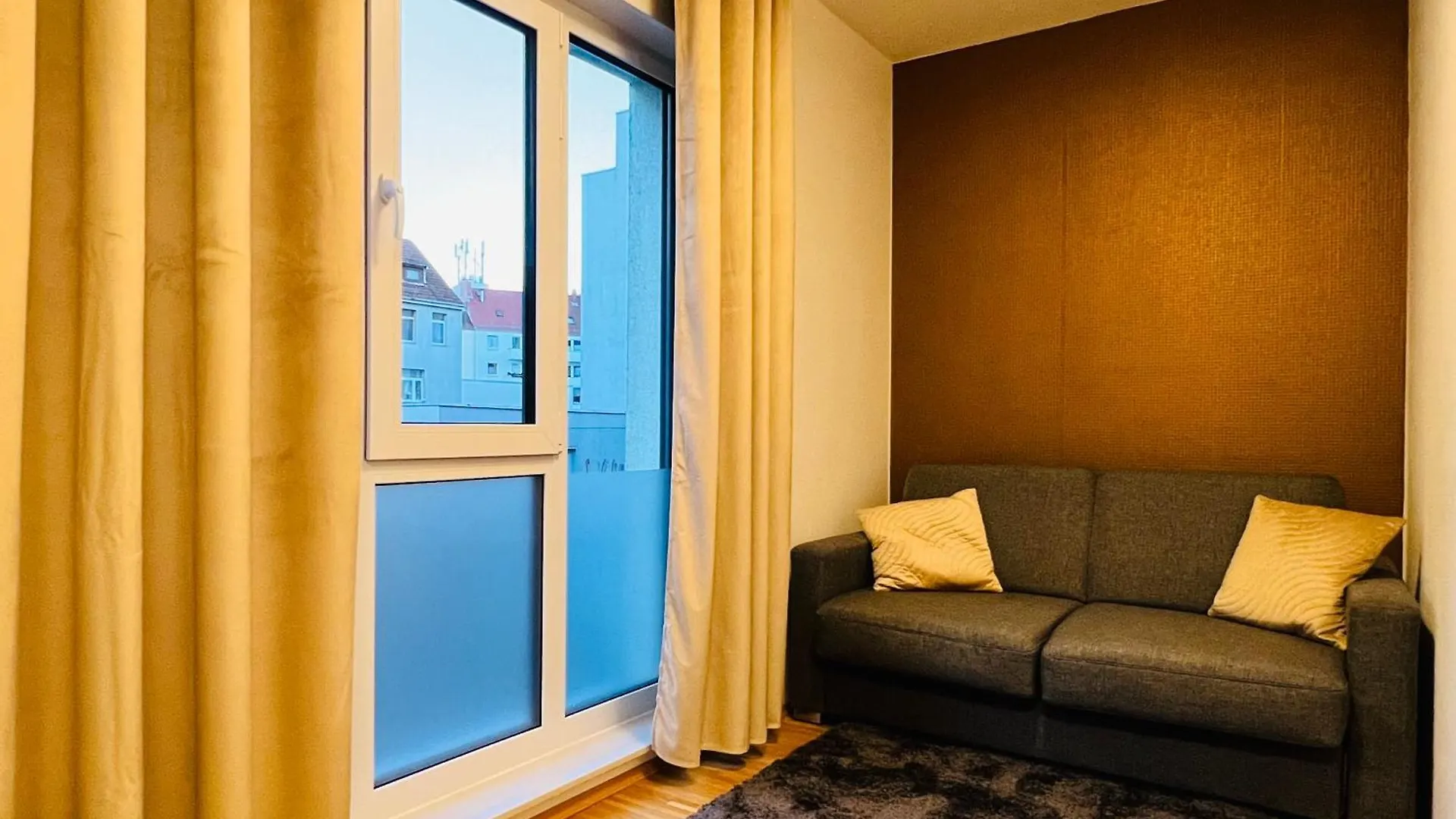 Stylish Apartment Naehe Hbf-Tiefgarage-Lift Hanovre Allemagne